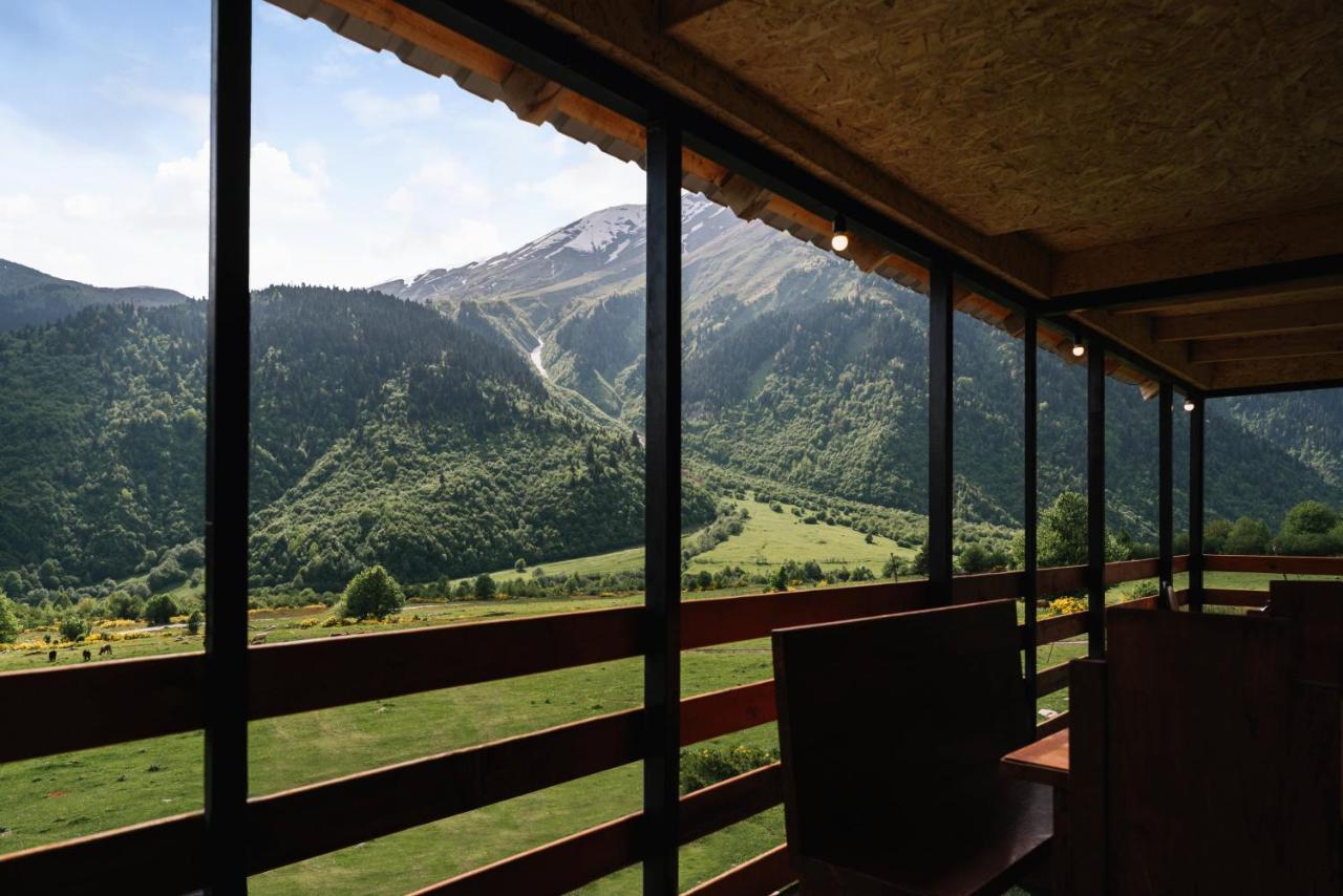 Panorama Ushba Hotell Mestia Exteriör bild